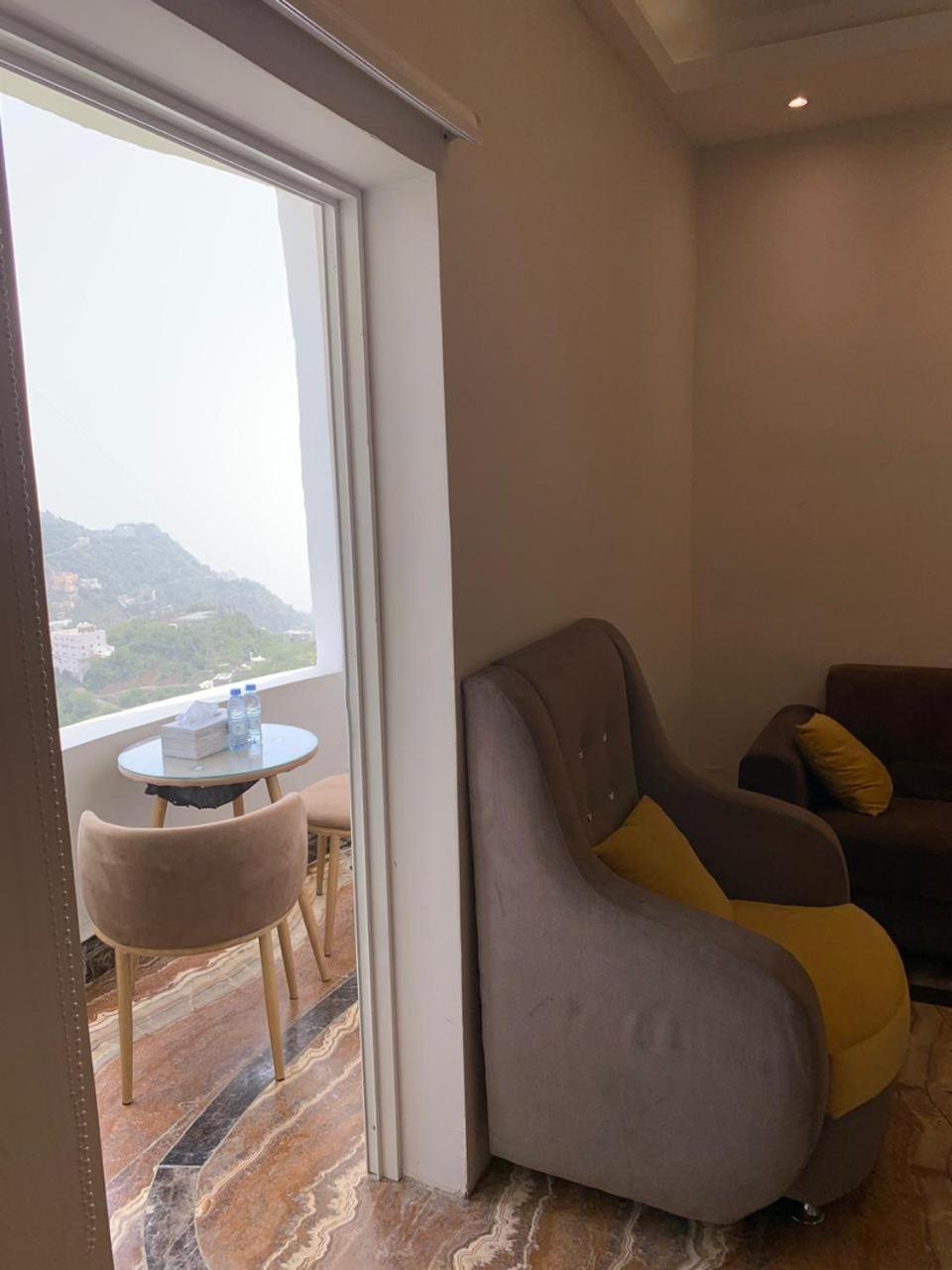 فندق فيفاء Hotel
